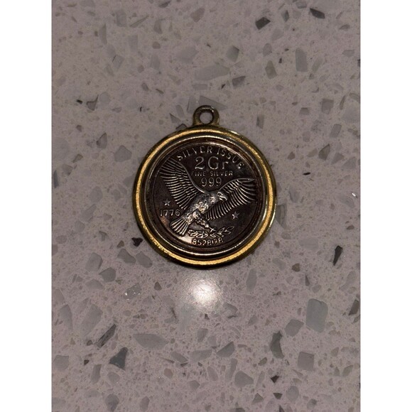 VINTAGE 1976 Commemorative 1776 Silver Issue Eagle Pendant Souvenir 1” - Picture 3 of 5